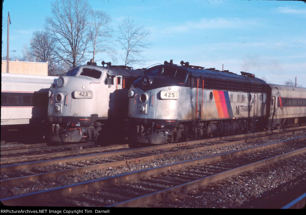 NJT 423